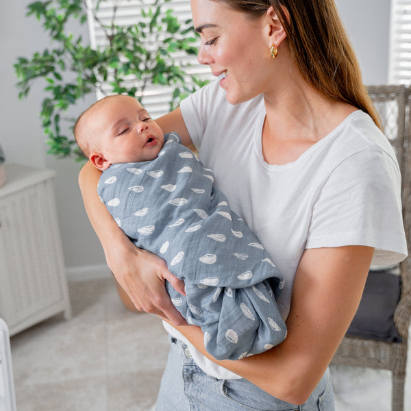 Muslin Swaddle Blanket, 2 Pack Rain & Doodle Comfy Cubs