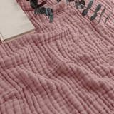 Couverture en mousseline pour adulte de Comfy Cubs en mauve